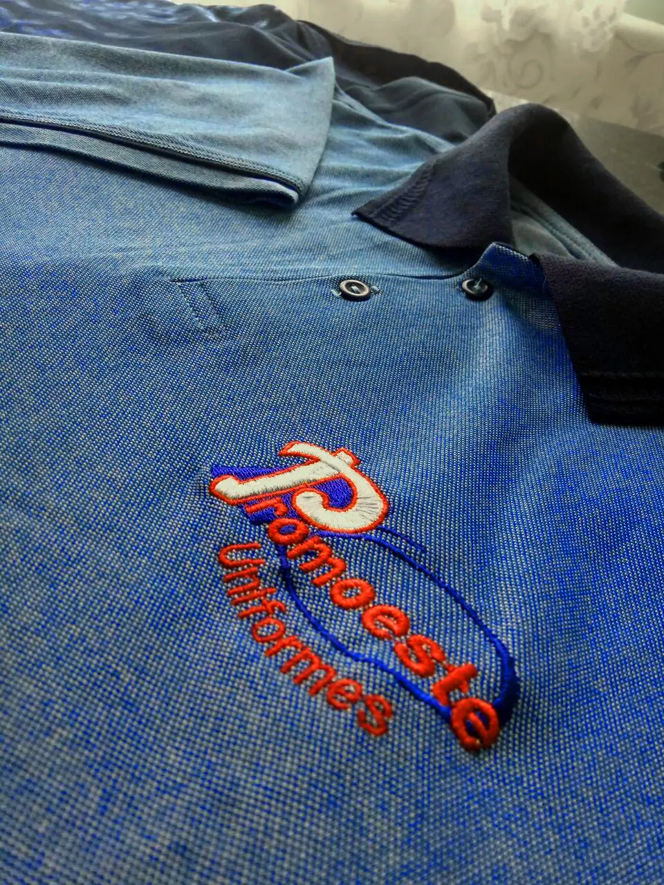Uniforme exemplo 2