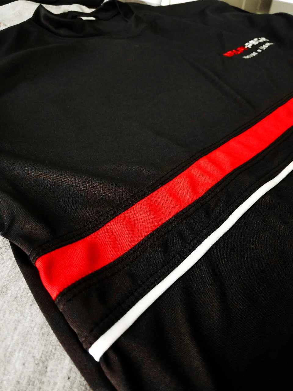 Uniforme exemplo 4